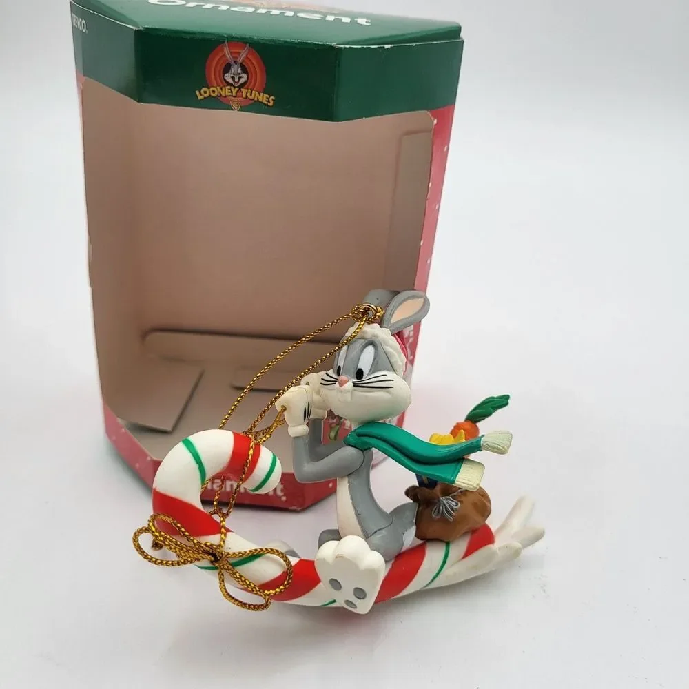 Vtg Trevco 2001 Looney Tunes Bugs Bunny Sledding Candy Cane Christmas Ornament‎